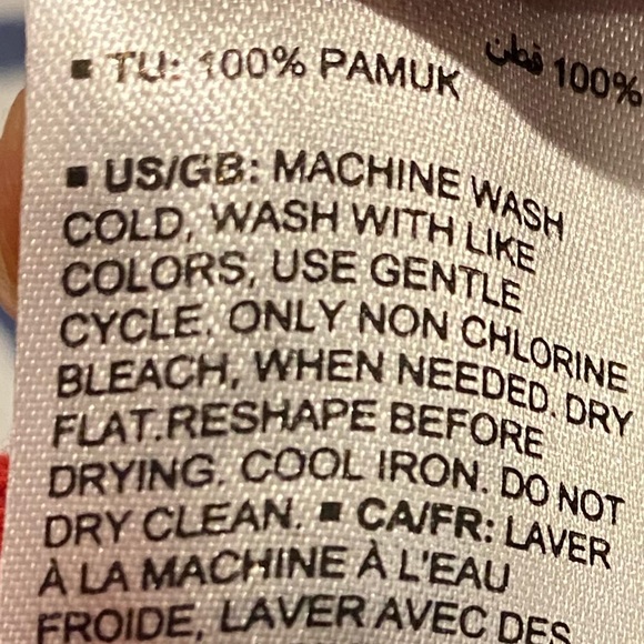 Generic Red Women’s Turtleneck Sweater - Picture 4 of 4